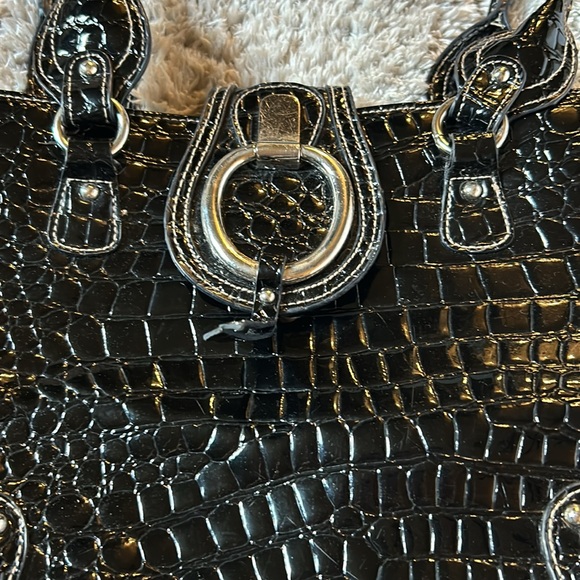Vintage Cato Embossed Faux Leather Purse - Picture 2 of 13